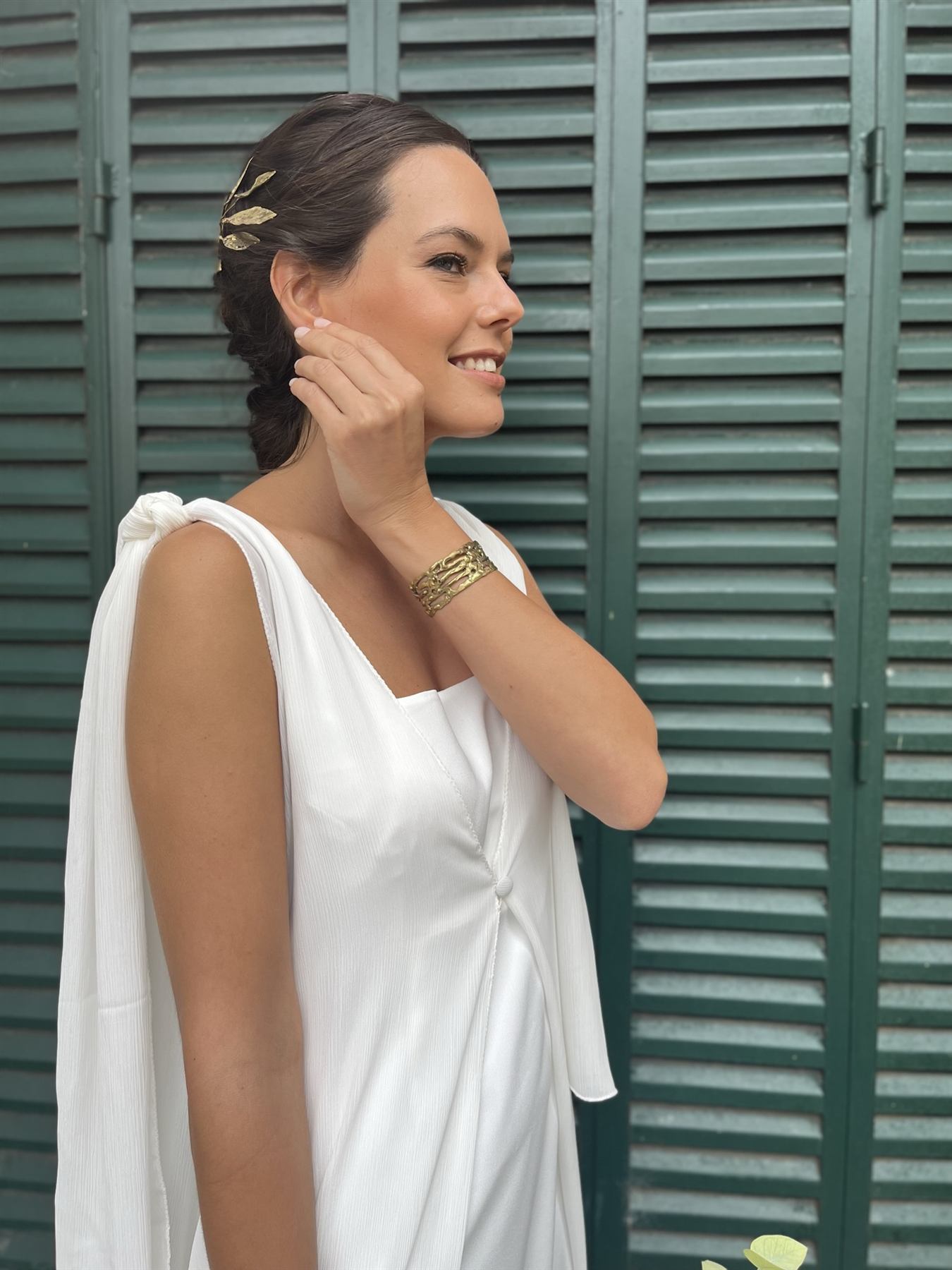 Novia con maquillaje elegante